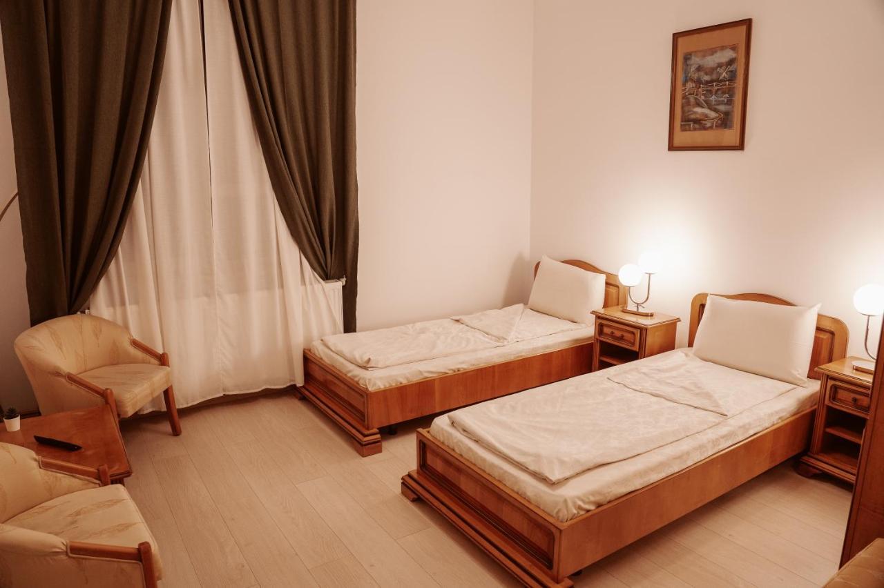 Escape Pensiune Bechet Екстер'єр фото